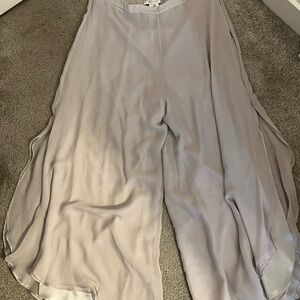 St. John Flowy Bottoms